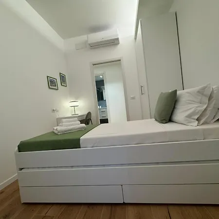 Pearl In Portuense Apartment *