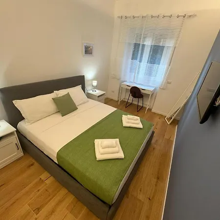 Pearl In Portuense *